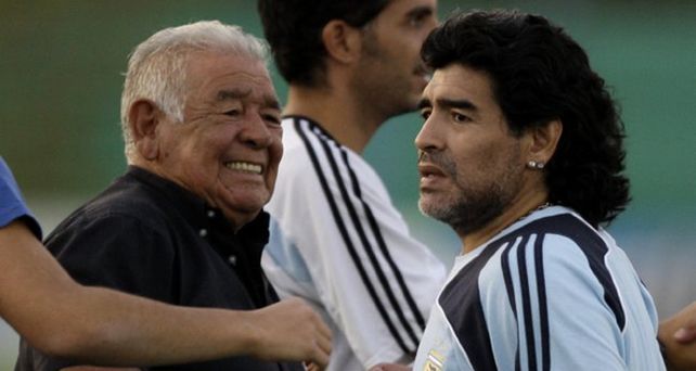 Internaron de urgencia a Don Diego, el pap&aacute; de Maradona
