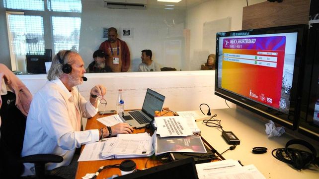 Gonzalo Bonadeo sigue de cerca los resultados del Shortboard y la producción define de fondo 