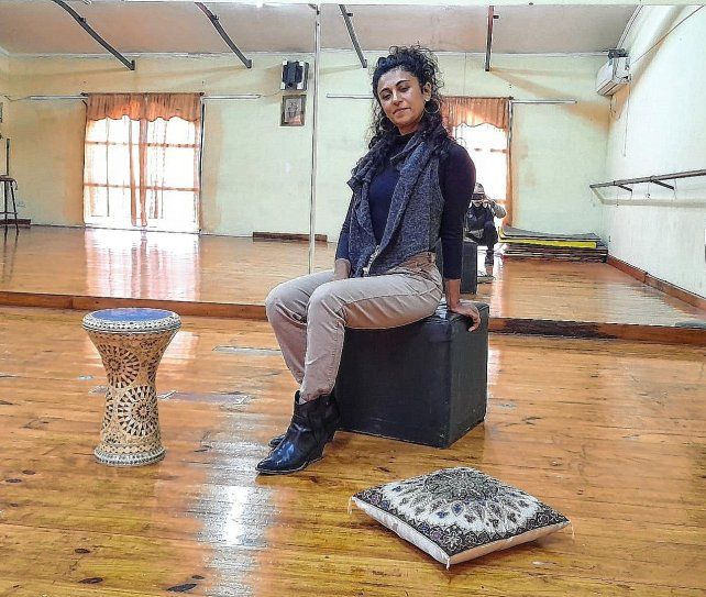 Marina Salomone y un viaje hacia el significado de la exótica danza del vientre.