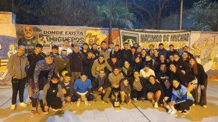 Futsal: Amigueros festejó a lo grande su primer título