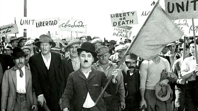 El día que profanaron la tumba de Charlie Chaplin, se llevaron su cuerpo y pidieron rescate