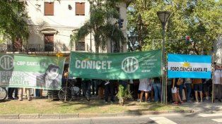 Los empleados nacionales despedidos de Santa Fe preparan una movilización para este viernes.&nbsp;