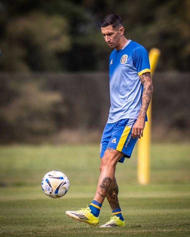 Di María viene de semanas complicadas con el aductor. Central lo necesita al ciento por ciento.