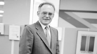 Gordon Moore en la época en que comandaba Intel.