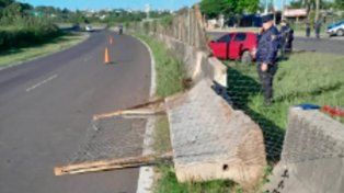 Un hombre falleció tras chocar contra un muro en Acceso Norte
