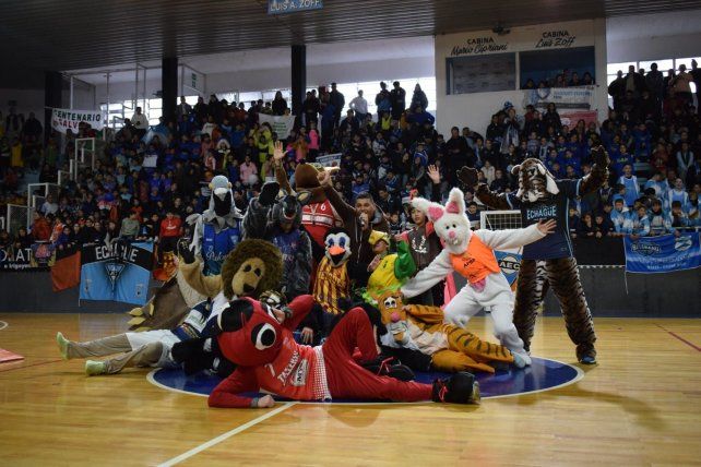 El encuentro de chicos del MiniBásquet se desarrolla en las diferentes canchas de Paraná.&nbsp;