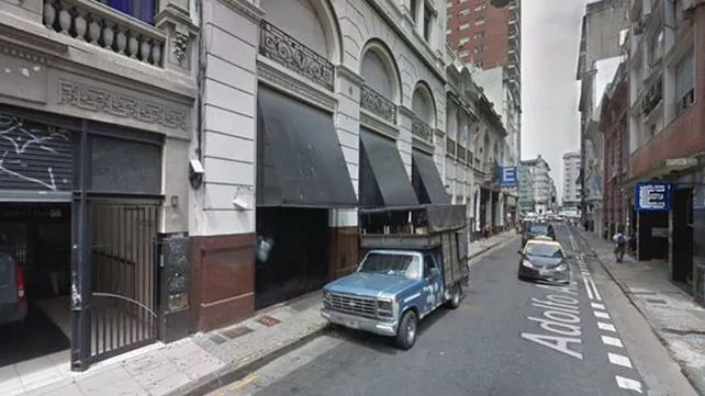 Murió un hombre en una fiesta electrónica: el evento siguió