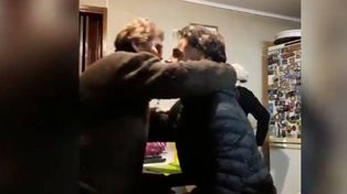 Fue convocado a la selección, se lo contó a su abuela y su reacción emocionó a todos