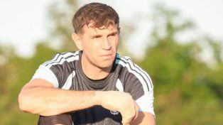 Dibu Martínez lleva tranquilidad a trece días del debut: Llego, llego