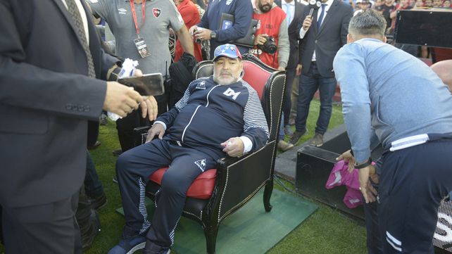 Las mejores fotos de la fiesta de Maradona en el Coloso