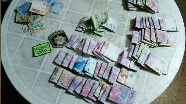 Detuvieron a dos africanos por intentar coimear a agentes de la Policía de Seguridad Vial