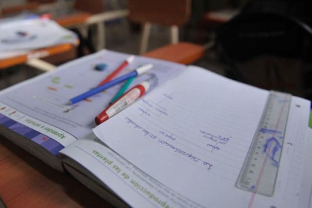 Bonfatti y Corral presentan una nueva instancia del Plan Vuelvo a Estudiar