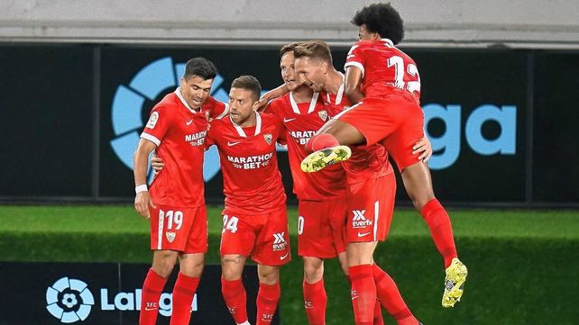 Sevilla superó en una lluvia de goles a Celta en España