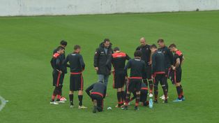 El plantel Rojinegro regresa a la actividad. Será desde las 9.30 en el predio La Capillita.&nbsp;