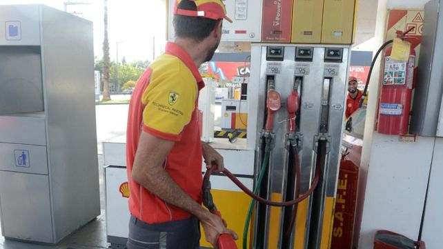 Paraná: Axión y Shell subieron los precios y esperan a YPF