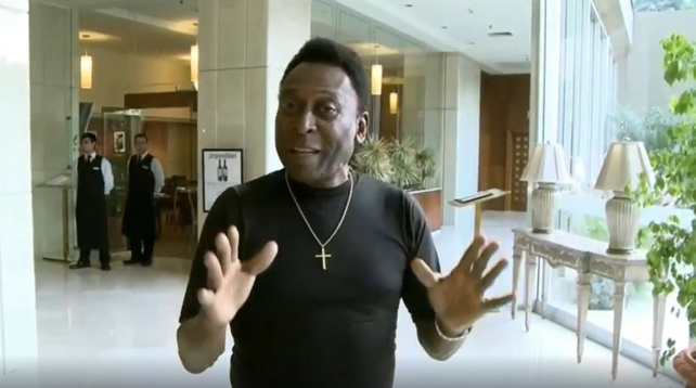 Pelé recordó el triunfo de Colón ante el Santos