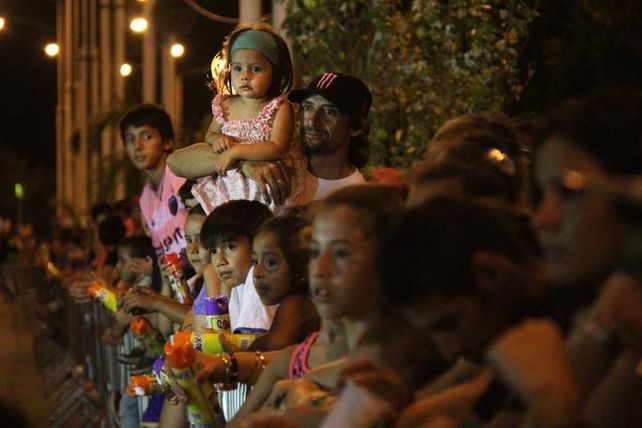 Carnavales: las agrupaciones barriales desataron la fiesta en Costanera Este