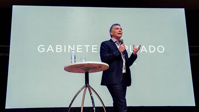 Macri: El momento más difícil fue cómo evitar que el avión se estrellase en 2015