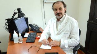 Dr. Dardo Dorato, médico obstetra, secretario general de la AMR.&nbsp;