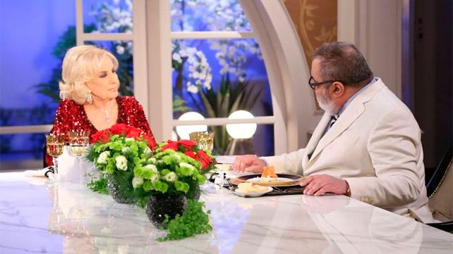 Lanata en la mesa de Mirtha: Macri no es un líder político