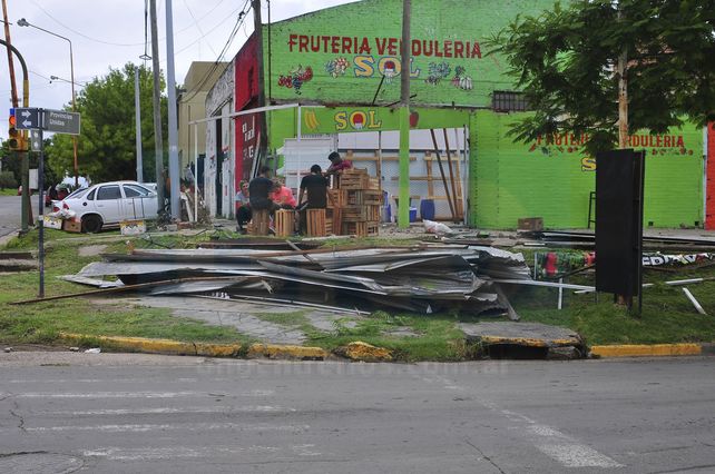 El intenso temporal de lluvia y viento generó graves consecuencias en Paraná