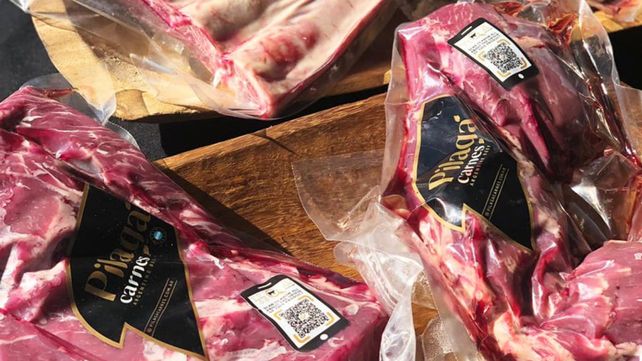 Por medio de un QR los consumidores pueden conocer todo sobre el animal que generó el corte que están comprando.