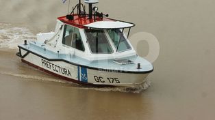 Laguna Setúbal: buscan a dos pescadores desaparecidos desde el martes