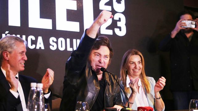 La Libertad Avanza en la provincia de Entre Ríos lleva como fórmula para la gobernación a Sebastián Etchevehere y Mayda Spiazzi.