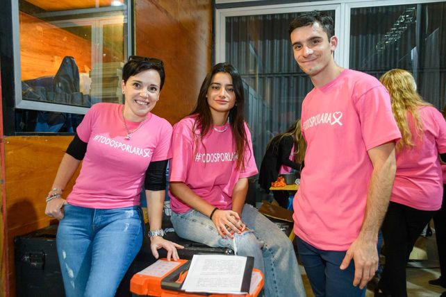 Carina Carrubba, Joaquina Amsler y Juan Rossi