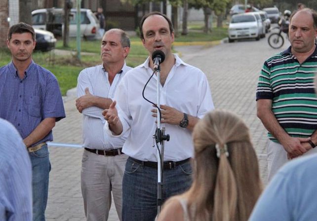 En barrio Ledesco ya son 27 las cuadras con pavimento articulado