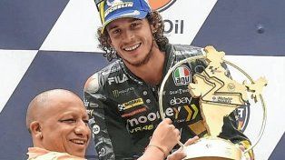 El italiano Marco Bezzecchi se quedó con una gran victoria en la carrera de MotoGP de la India.