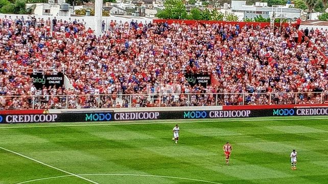 Unión otra vez pagó caro sus errores y perdió ante Platense