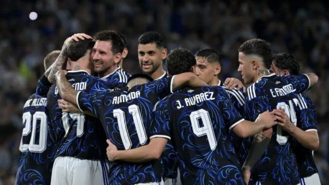 La selección Argentina derrotó a Zambia por 5-0 en su despedida antes del Mundial