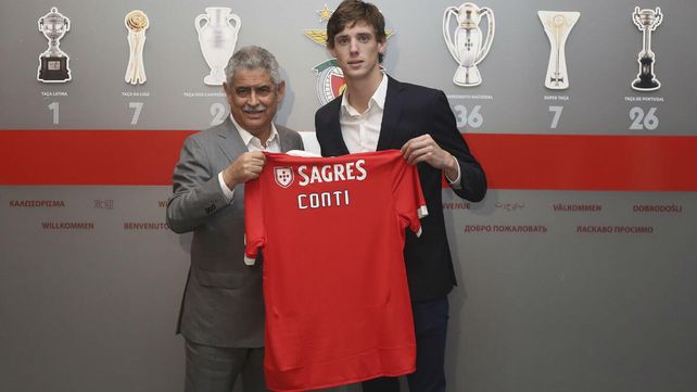 Germán Conti fue presentado como nuevo jugador en Benfica
