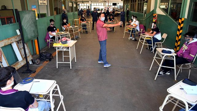 El ciclo lectivo 2020 podrá extenderse hasta el 30 de abril