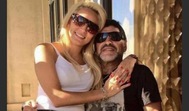 Maradona aclaró que pasa hermosos días junto a su familia.
