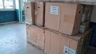 Los aires acondicionados esperaron diez años para ser instalados en la escuela de Colón.