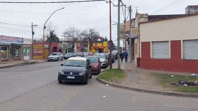 Sufrieron cinco robos en un mes en su casa y ahora hacen guardia: Estamos de serenos