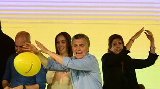 El 85 de Macri: Amplia ventaja en todo el país y oposición dispersa