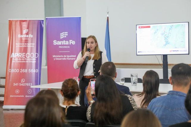 Representantes de 154 municipios y comunas se capacitaron en el abordaje de consumos problemáticos
