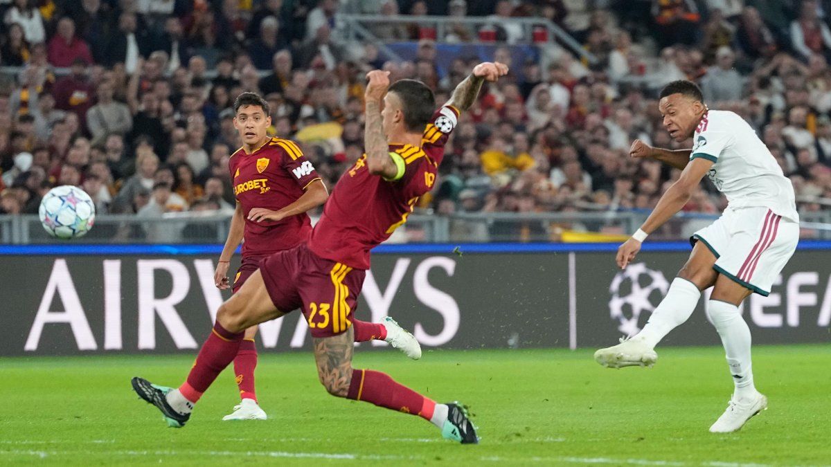 Mbappé le "robó" a Lionel Messi un récord en la Liga de Campeones