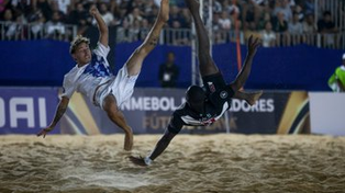 Fútbol de Playa: Argentino disfruta su luna de miel jugando la Copa Libertadores