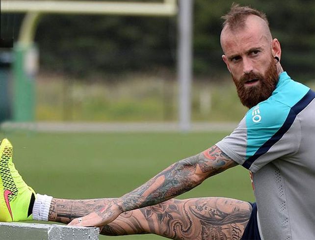 Los locos peinados de los futbolistas en Brasil