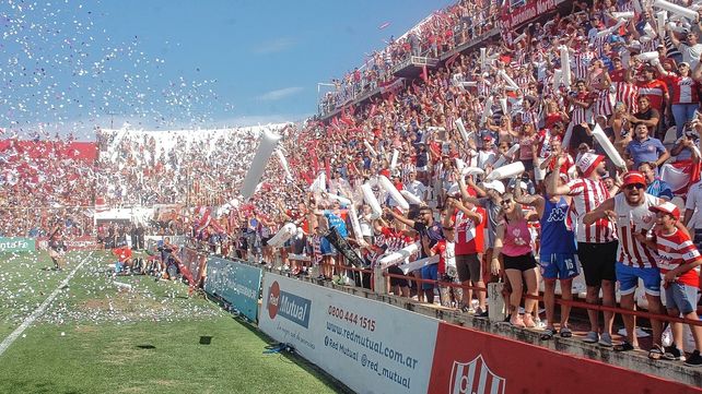 Unión arrancó el viernes con una arenga a sus hinchas