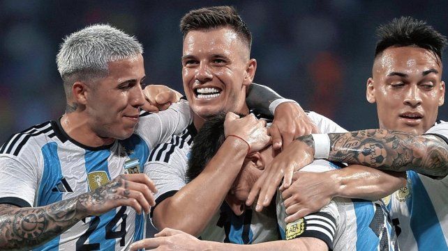 La noche perfecta: show de Messi, 102 gritos y goleada ante Curazao