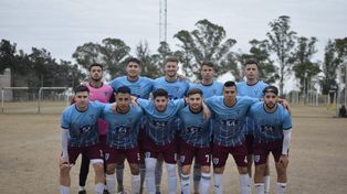 Fisherton. La primera división pelea por el segundo ascenso a la Copa Pinasco.