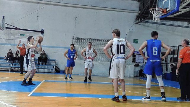 Almagro A sigue su camino ganador en el Torneo Oficial 2023.