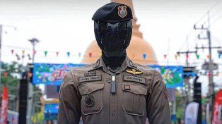 El policía robot de Tailandia