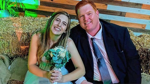 En tractor al altar: el casamiento campero que sorprendió a todos