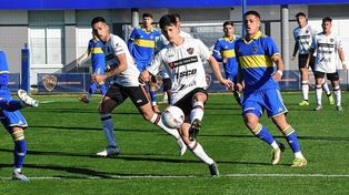 Patronato perdió 1 a 0 ante Boca en Reserva.